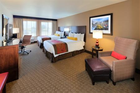 фото отеля Radisson Hotel Colorado Springs Airport