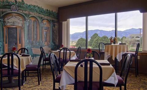 фото отеля Radisson Hotel Colorado Springs Airport