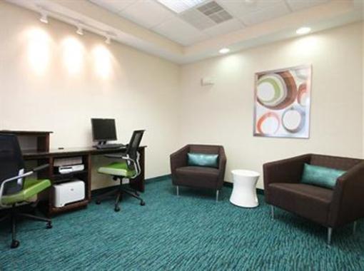фото отеля SpringHill Suites Tulsa
