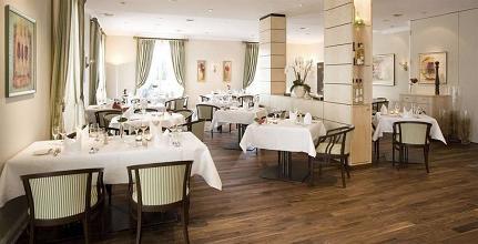 фото отеля Steigenberger Hotel Treudelberg Hamburg