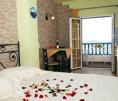 фото отеля Kafieris Apartments On The Cliff Firostefani