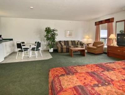 фото отеля Super 8 Morden
