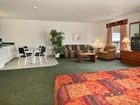фото отеля Super 8 Morden