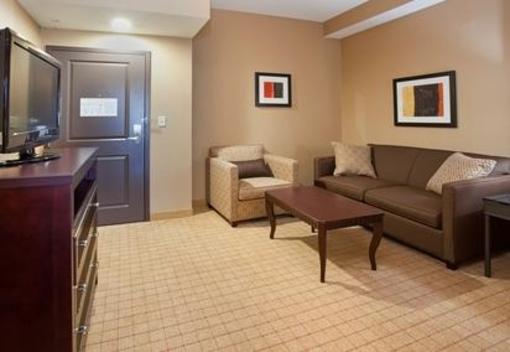 фото отеля Holiday Inn Hotel & Suites Denver Airport