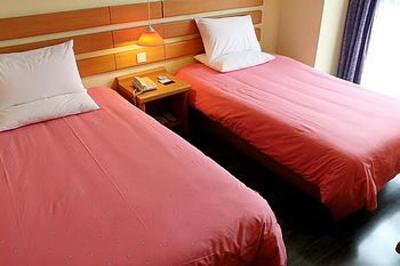фото отеля Home Inn (Ningbo Xiaowen Street)