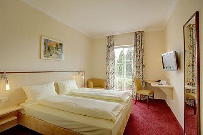 фото отеля Montana Hotel Limburg an der Lahn
