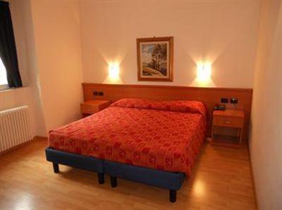 фото отеля Hotel Caffe' Garni le Corti