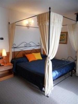 фото отеля Hotel Caffe' Garni le Corti
