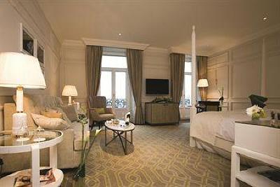 фото отеля Fairmont Le Montreux Palace