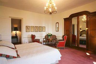 фото отеля Pavillon Henri IV Hotel Saint-Germain-en-Laye