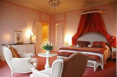фото отеля Pavillon Henri IV Hotel Saint-Germain-en-Laye