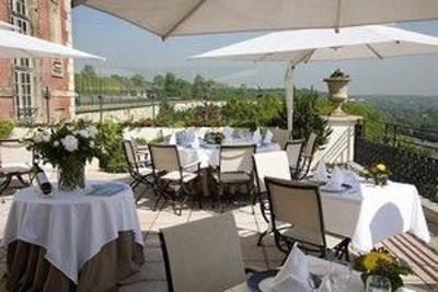 фото отеля Pavillon Henri IV Hotel Saint-Germain-en-Laye
