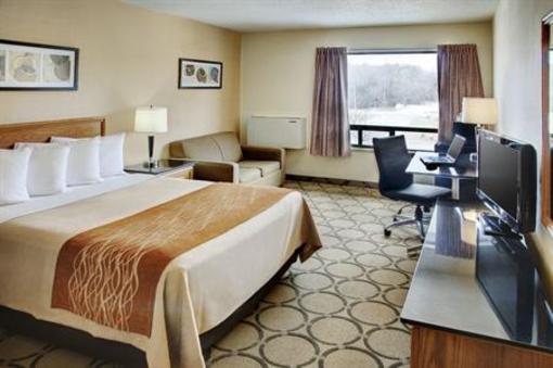 фото отеля Comfort Inn Newmarket