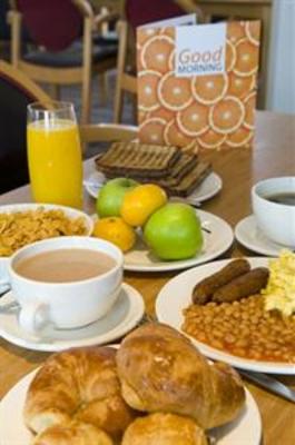 фото отеля Holiday Inn Express Luton Airport