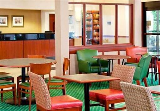 фото отеля Courtyard by Marriott Virginia Beach Norfolk