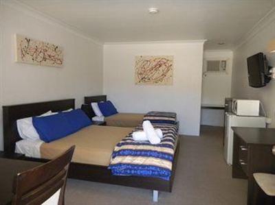 фото отеля Comfort Inn Lake Macquarie