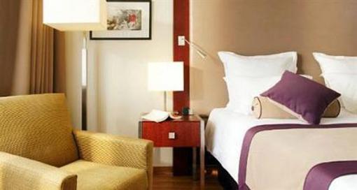 фото отеля Relais Spa Paris Roissy CDG Hotel Roissy-en-France