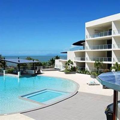 фото отеля Vue Luxury Apartments Trinity Beach