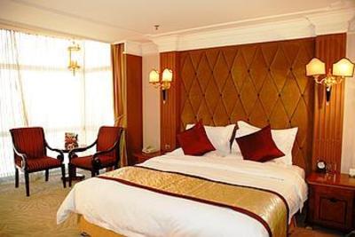 фото отеля Victoria International Hotel