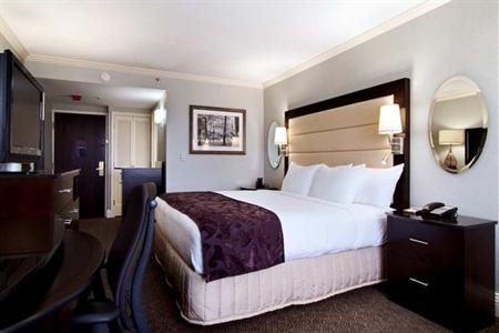 фото отеля Hilton Hotel Springfield (Virginia)