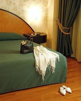 фото отеля Giberti Hotel