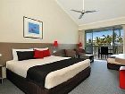 фото отеля By the Sea Apartments Port Douglas