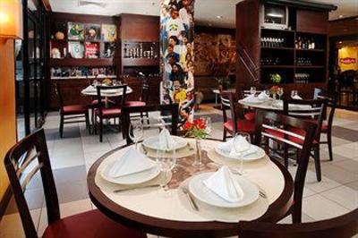 фото отеля Quality Hotel & Suites Congonhas Airport