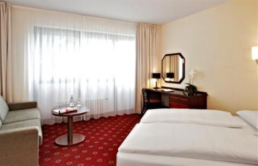 фото отеля Leonardo Airport Hotel Hamburg