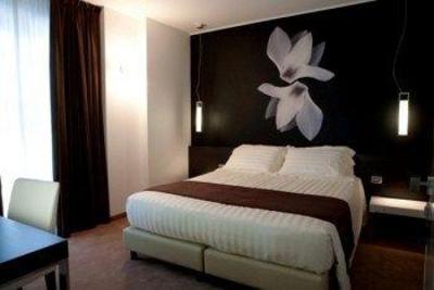 фото отеля For You Hotel