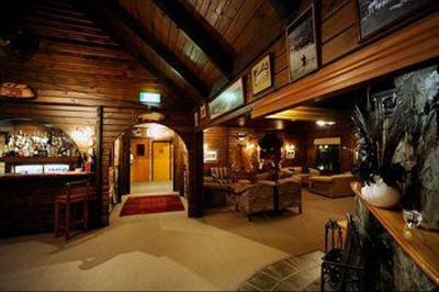 фото отеля Tongariro Lodge