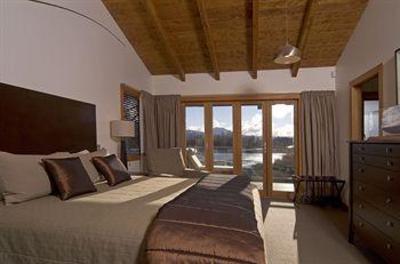 фото отеля Tongariro Lodge