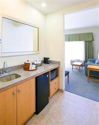 фото отеля Hampton Inn & Suites Sarasota-Bradenton Airport