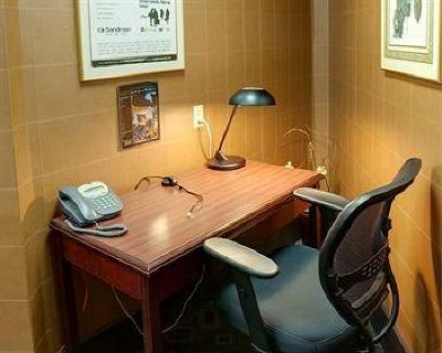 фото отеля Sandman Hotel Kelowna