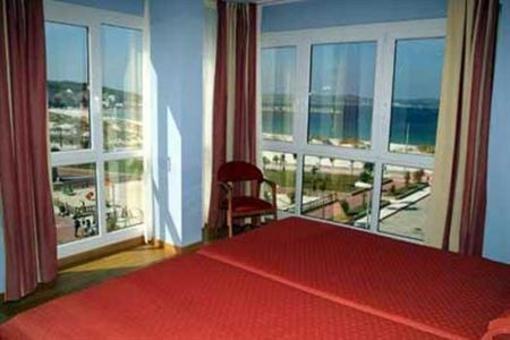 фото отеля Playa de Laxe Hotel