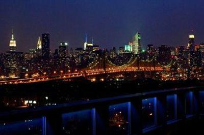 фото отеля Four Points by Sheraton Long Island City Queensboro Bridge