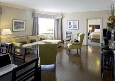 фото отеля Quality Suites Oakville