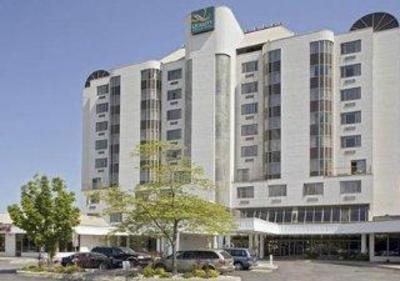 фото отеля Quality Suites Oakville