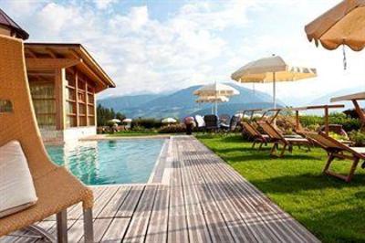 фото отеля Alpin Panorama Hotel Hubertus