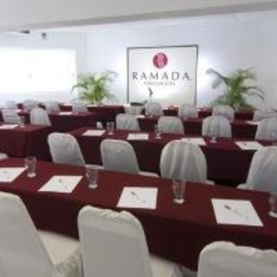 фото отеля Ramada Hotel Cancun City