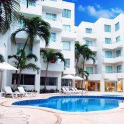 фото отеля Ramada Hotel Cancun City