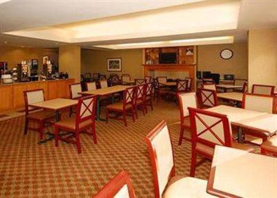 фото отеля Comfort Suites Cary
