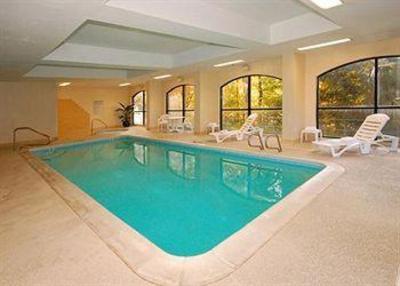 фото отеля Comfort Suites Cary