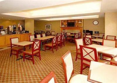 фото отеля Comfort Suites Cary