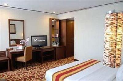 фото отеля Swiss Inn Batam