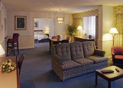 фото отеля Coast Canadian Inn