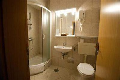 фото отеля Hotel Petka