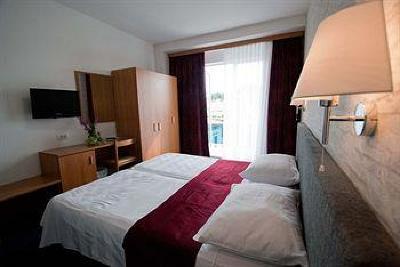 фото отеля Hotel Petka
