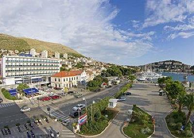 фото отеля Hotel Petka