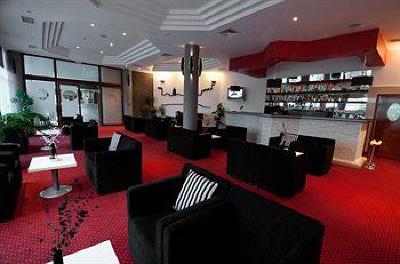 фото отеля Hotel Petka