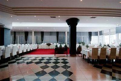 фото отеля Hotel Petka